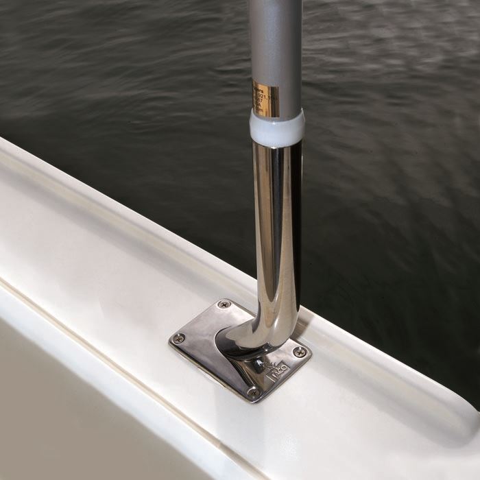 5 Tips to Choose the Right Outrigger Mount for Your Boat 5 Tips to Choose  the Right Outrigger Mount for Your Boat TACO Marine