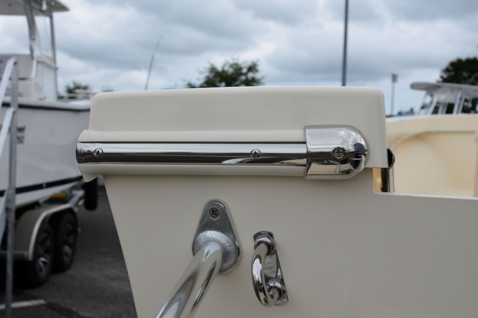 Taco Marine. F160039 Stainless Steel 17/8’’ Rub Rail End Cap TACO